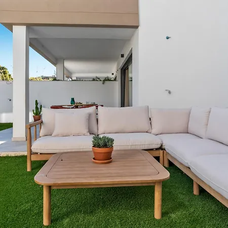 Casa Relajante - Ultimate Relaxation In Big Garden Daire Estepona